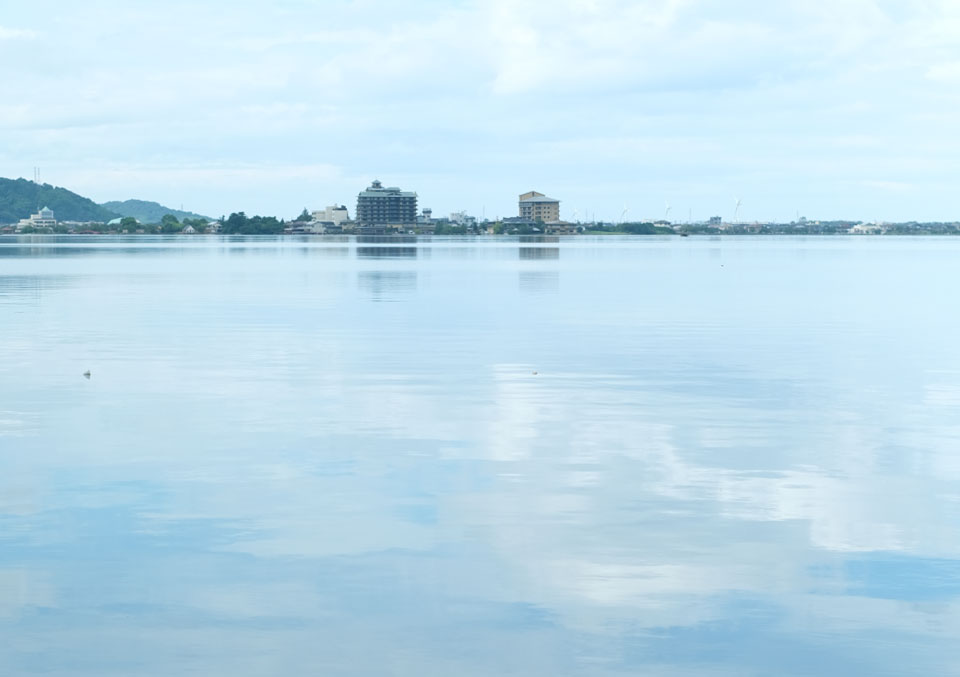 東郷湖